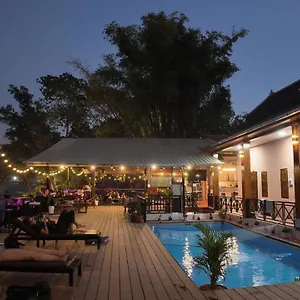 Hostal Funny Riverside Backpackers, Luang Prabang